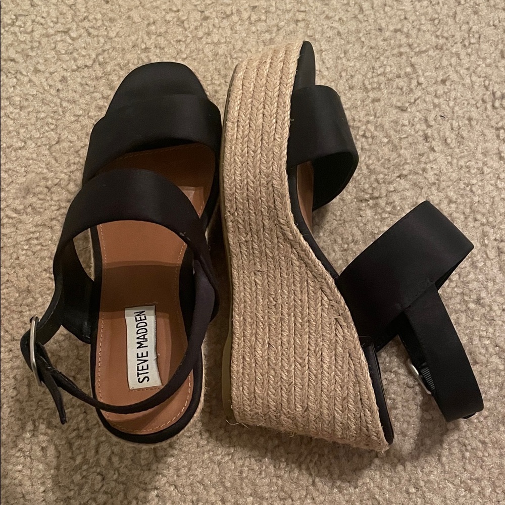 Steve Madden Black and Tan Wedge Sandals